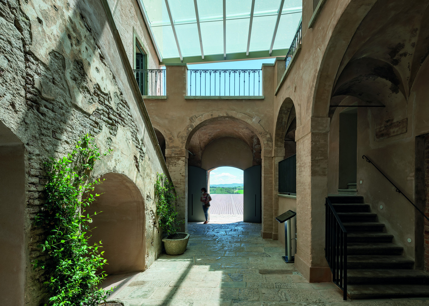 Palazzo Senza Tempo inside, Italy ©Duccio Malagamba